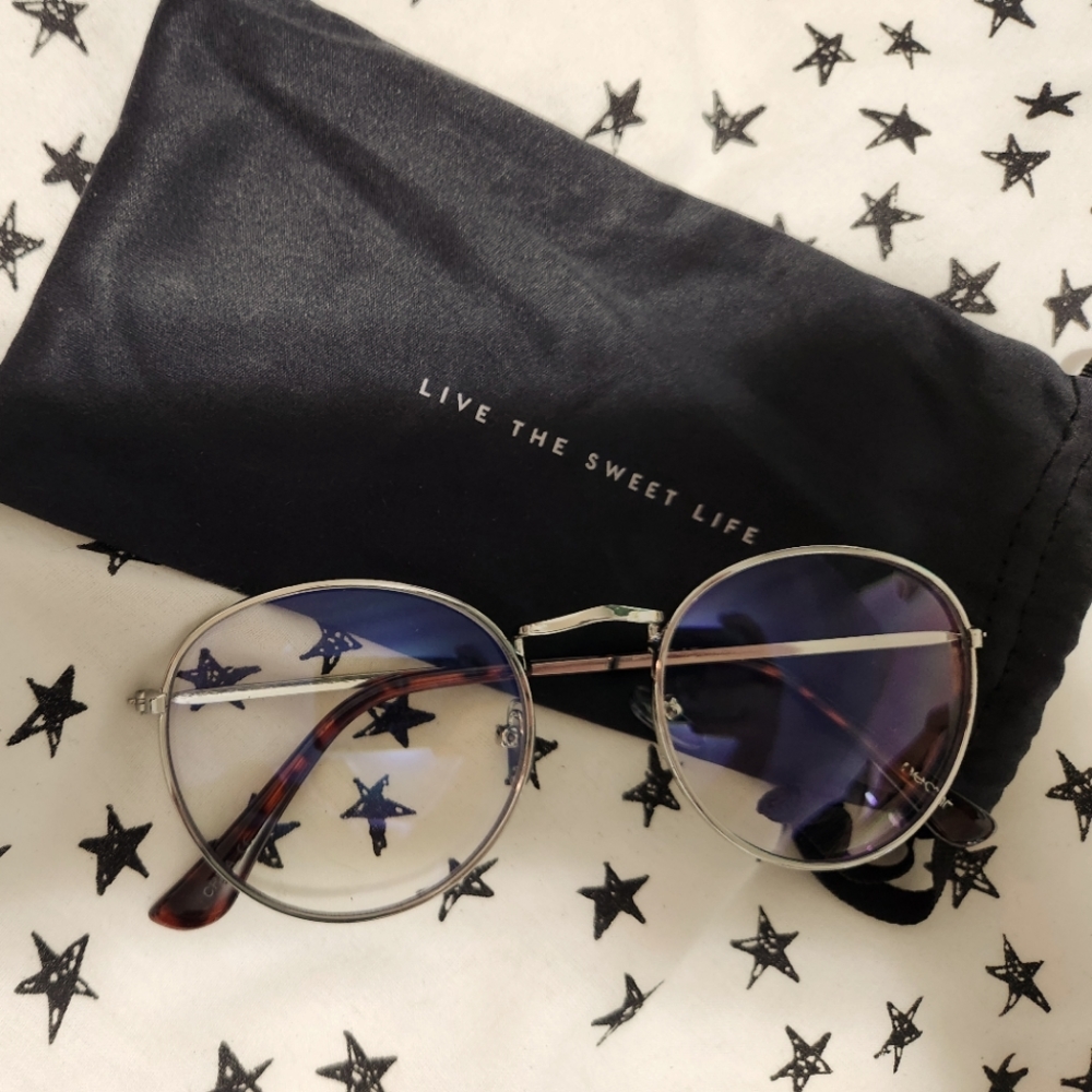 Blue light filtering glasses by Nectar